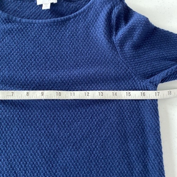 J Jill Navy Textured Waffle Knit Long Sleeve Tunic Top Crew neck Side Slit Soft - Picture 9 of 13